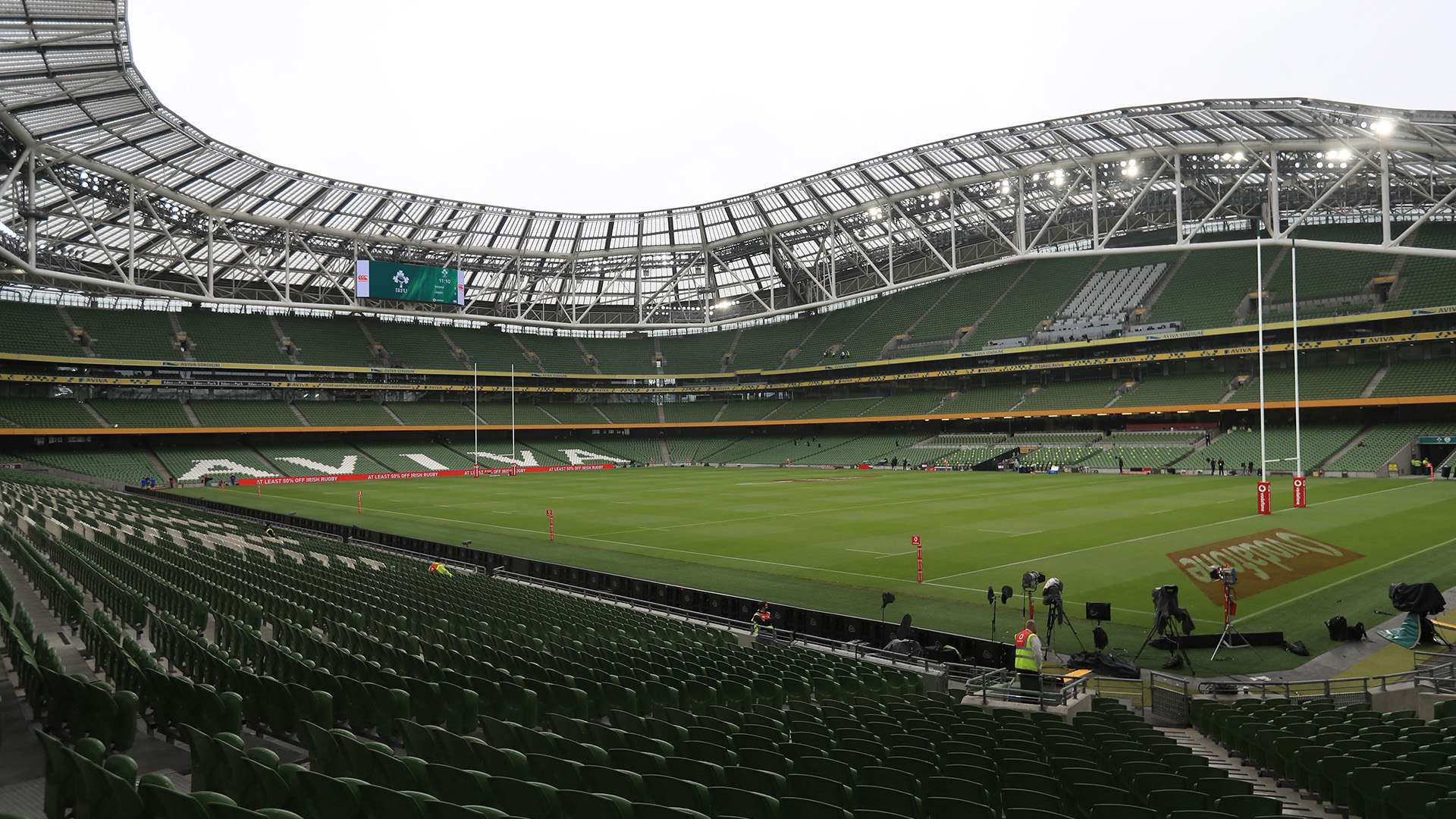 樊振东格局拉满,展现冠军风范令人叹服!