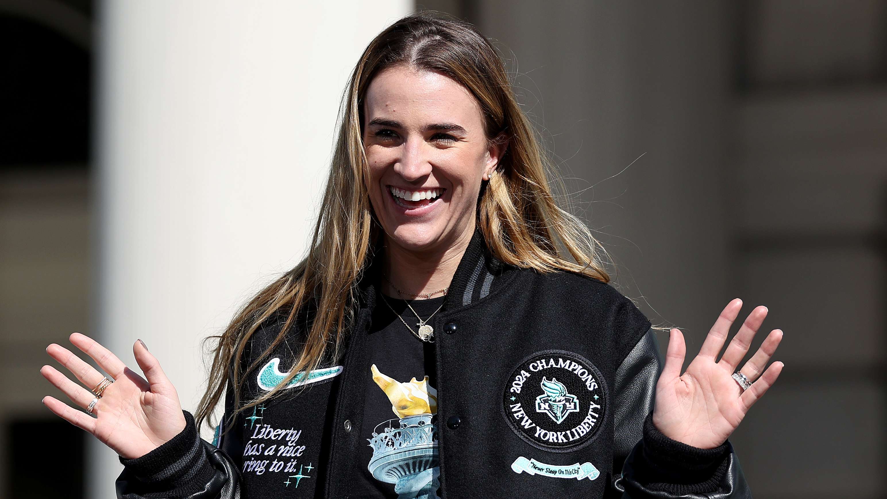 洲的联赛中 洲的联赛中